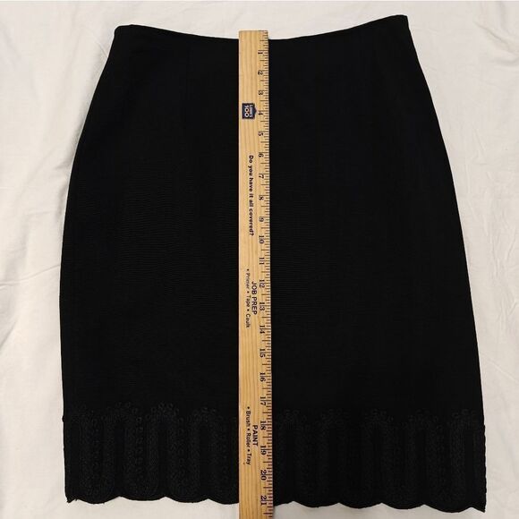 Genny Italy Wool Black Pencil Skirt with Elegant Hem for Cocktail Sz 6 - Picture 7 of 9